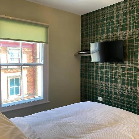 The Black Swan Hotel