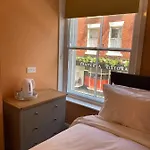 Hotel The Black Swan